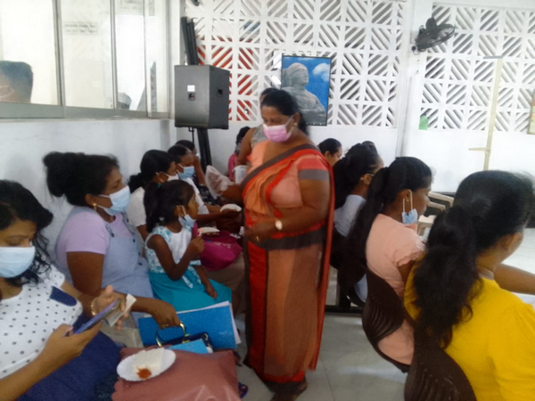 Providing breakfast for pregnant mothers / Homagama (2022-11-15)